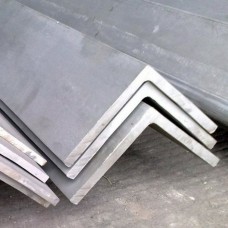 Уголок нержавеющий шлифованный равнополочный г/к 12Х18Н10Т 10х10х2 мм ГОСТ 8509-93